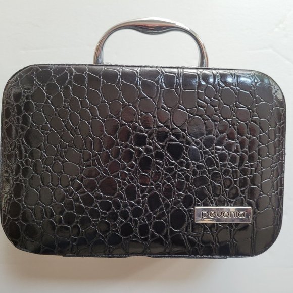 Black Crocodile Travel Cosmetic Case, Pevonia Makeup Case - Picture 5 of 5